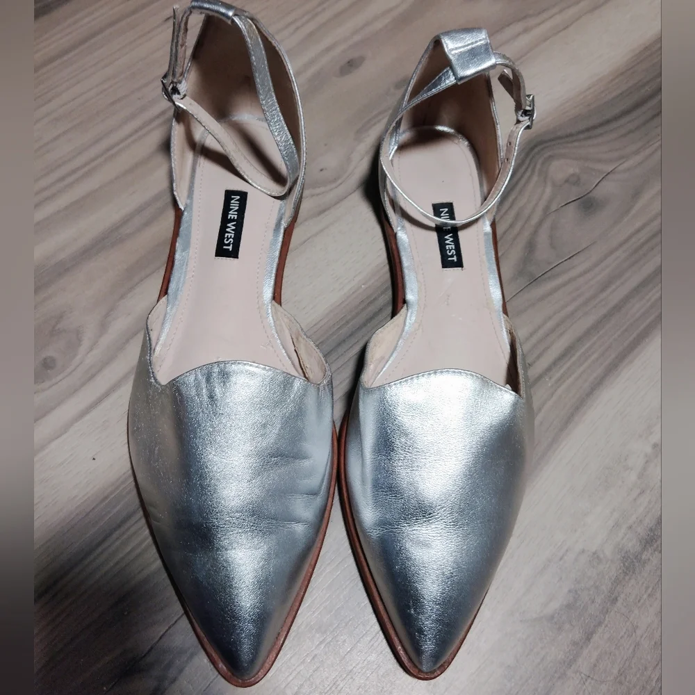 Nine West Oriona Pointed Toe Ankle Strap Slide Flats Sz- 10 1/2 - Picture 1 of 8